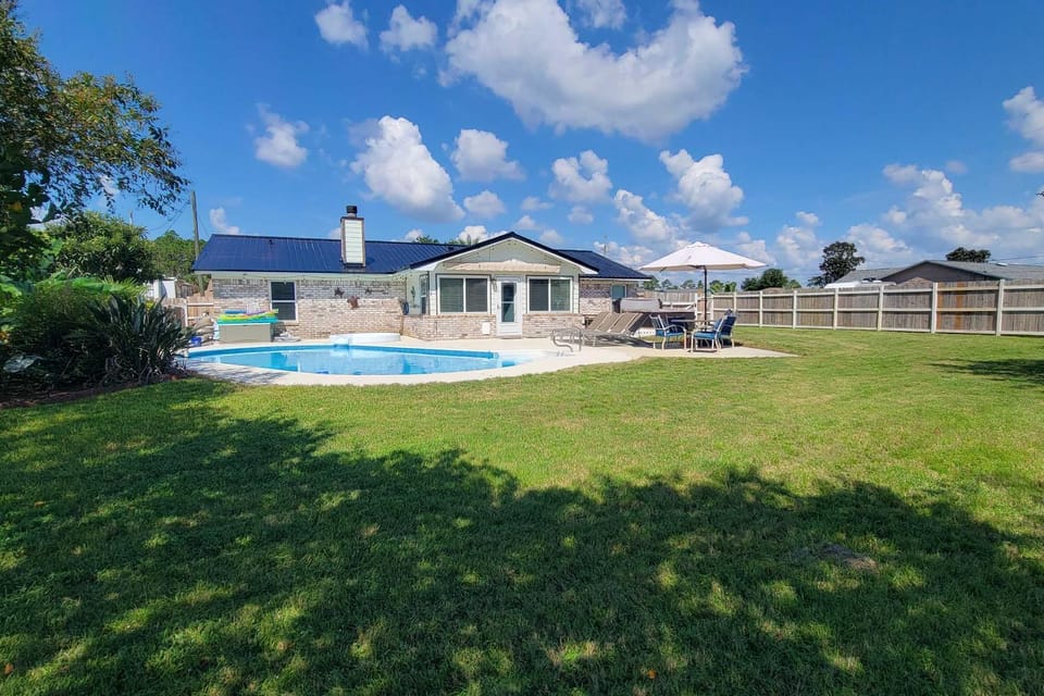 Welcoming Pensacola Home w/ Spacious Yard! House in Alabama