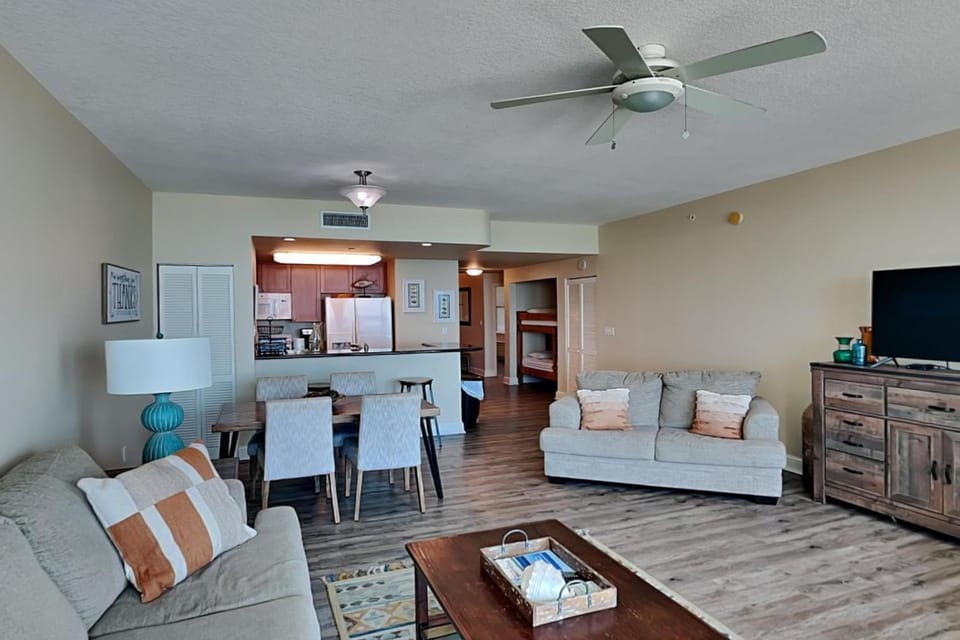 Bed, TV and multimedia, Balcony/Terrace, Kitchen or kitchenette, Living room, Seating area, Dining area, Bedroom, bunk bed, furniture, wardrobe, air conditioner