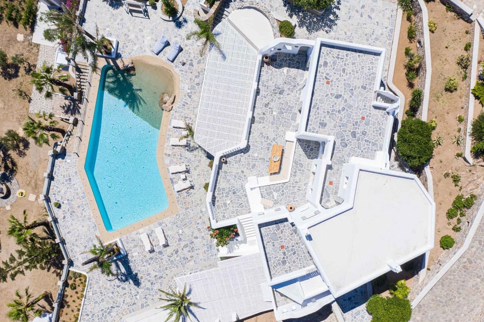Bird's eye view, Pool view, Swimming pool, Swimming pool, sunbed