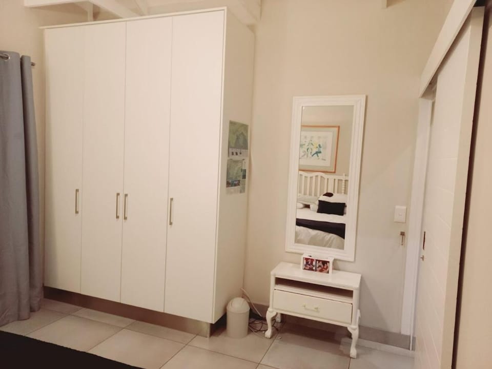 Seashell Cottage Apartment in Hermanus