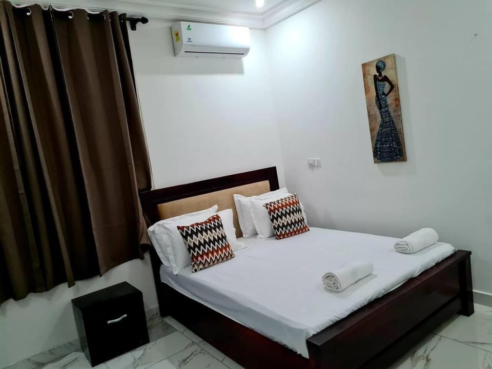Bed, Photo of the whole room, Bedroom, furniture