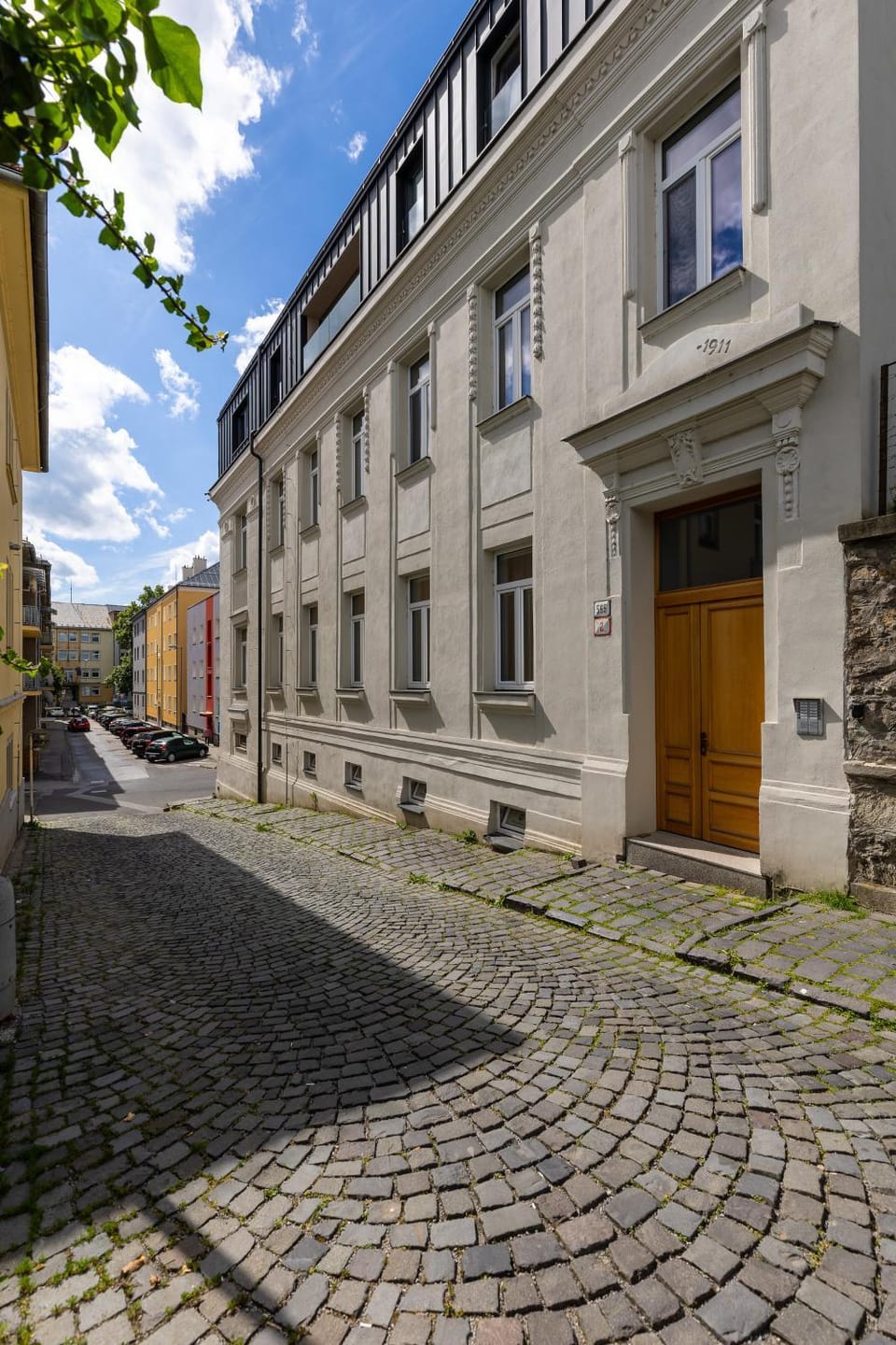 Property building, Neighbourhood, Street view, Location