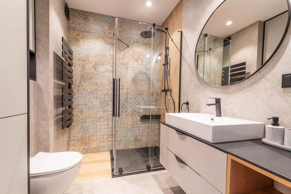 Shower, Bathroom