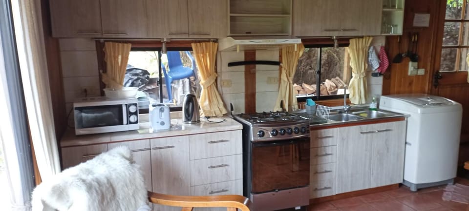 Coffee/tea facilities, Kitchen or kitchenette