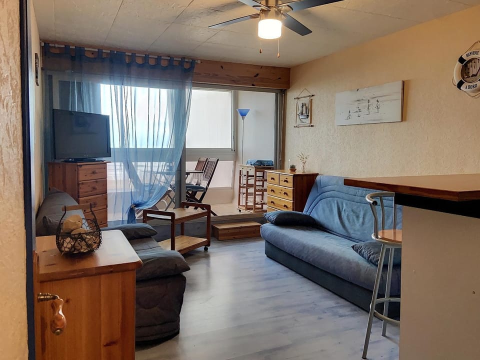 Studio idéal plage, balcon, près golf et thalasso - FR-1-652-9 Apartment in Saint-Jean-de-Monts
