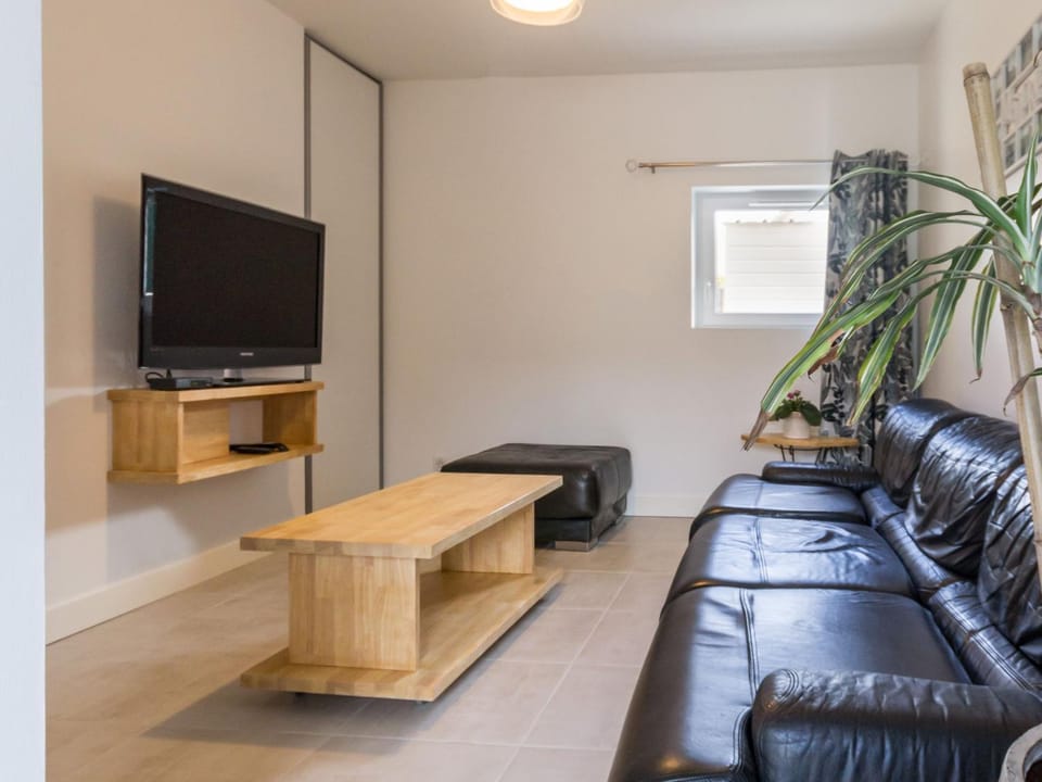 "Charmante Écurie Rénovée, Proche Plages & Centre Ville, Jardin Privatif, Animaux Acceptés" - FR-1-306-1216 House in Pays de la Loire