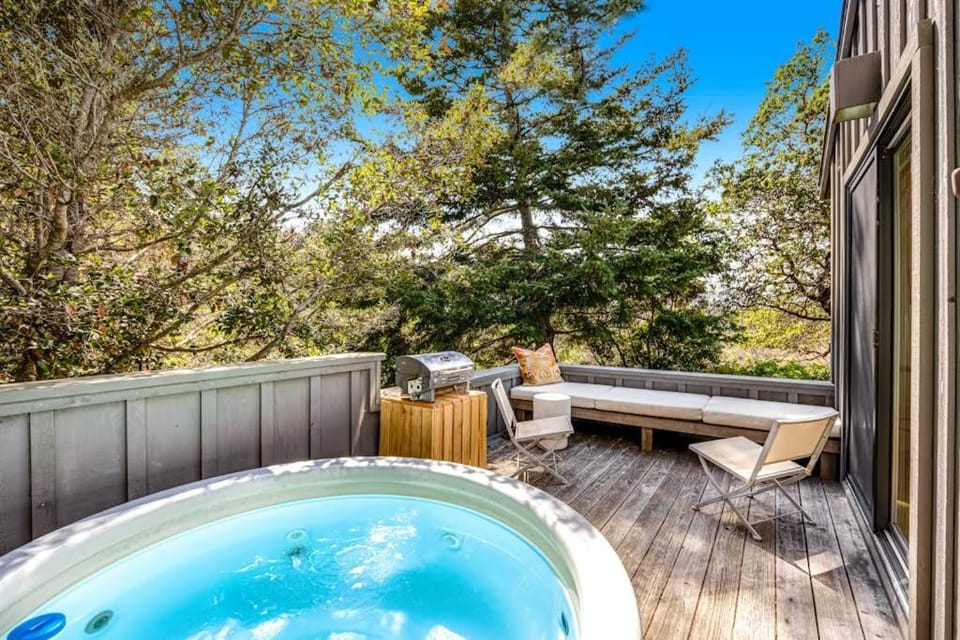Madrone Cottage House in Sonoma County