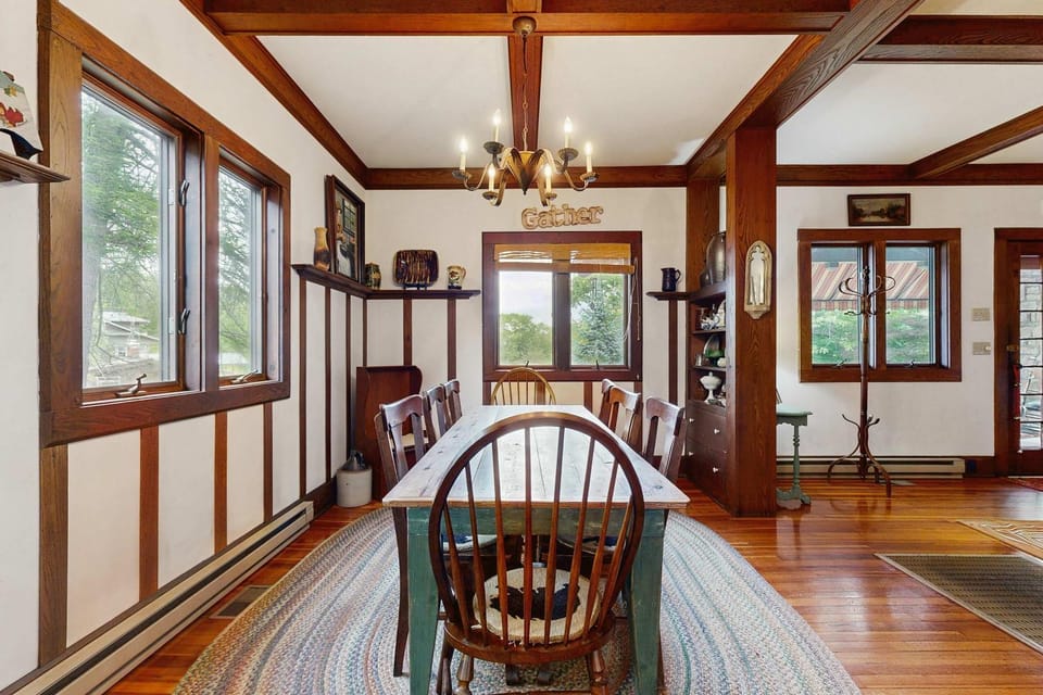 Littleton House House in Lake Junaluska