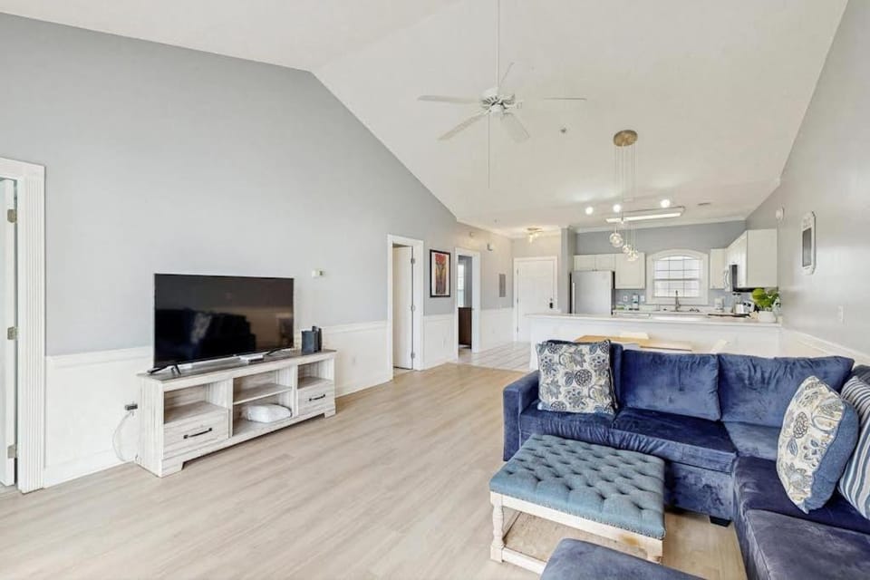 Carnation 302 Apartment in Carolina Forest