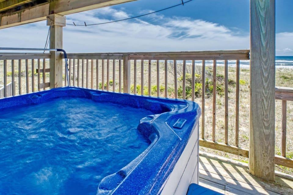 FOMV18 Sand Shack House in Frisco