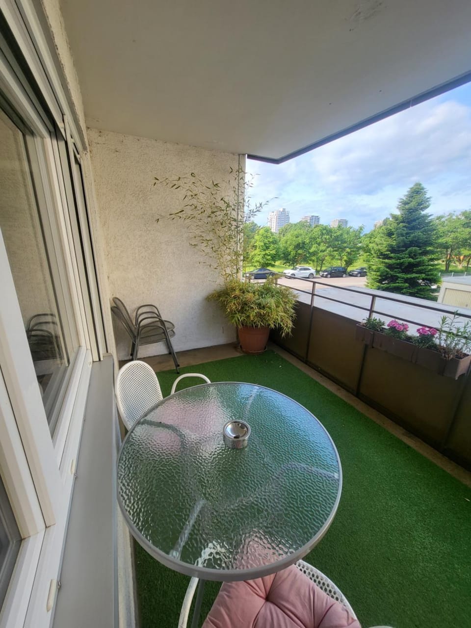 Einzimmerwohnungmit großem Balkon Apartment in Lahr