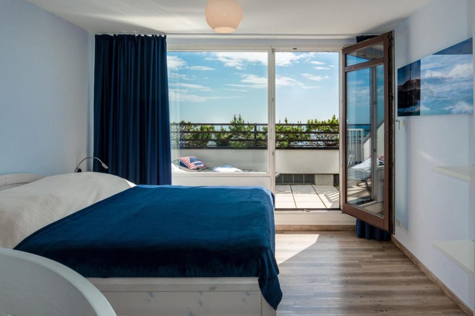 Penthouse Schwalbennest Apartment in Damp