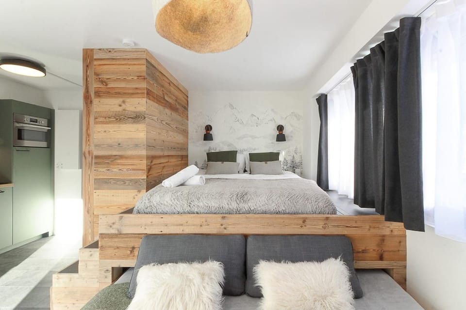 Bed, Bedroom