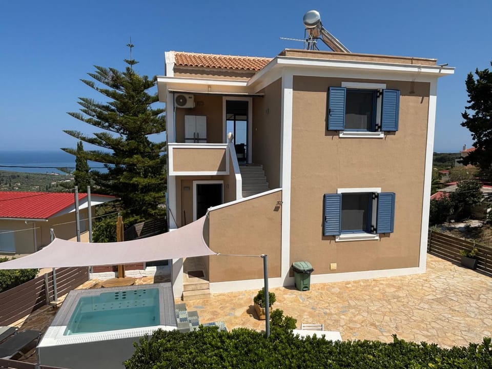 Villa Thea - The View 2nd floor Apartment in Zakynthos, Greece