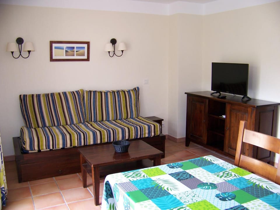 Bel appartement lumineux à Vieux Boucau avec piscine chauffée - Résidence Domaine du Golf de Pinsolle Apartment in Soustons