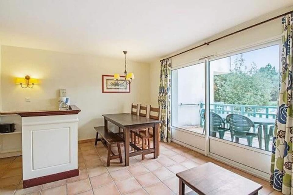 Bel appartement lumineux à Vieux Boucau avec piscine chauffée - Résidence Domaine du Golf de Pinsolle Apartment in Soustons