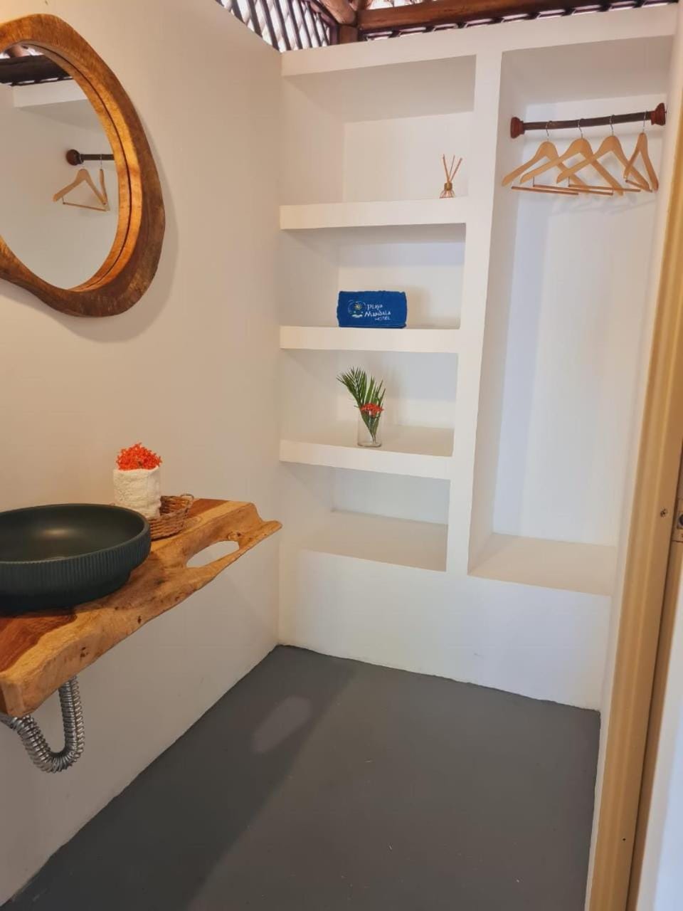 Bathroom, wardrobe