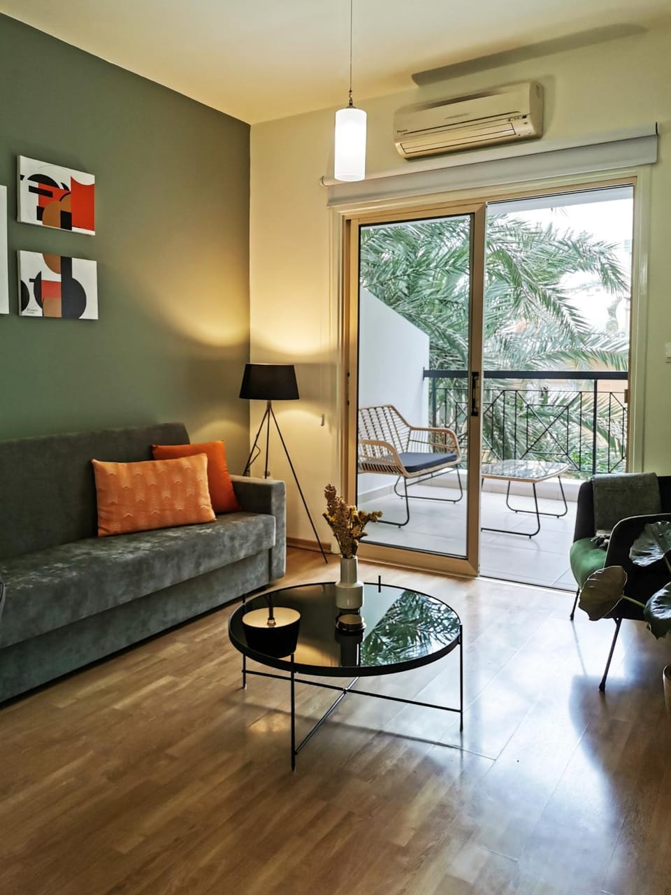 Balcony/Terrace, Living room