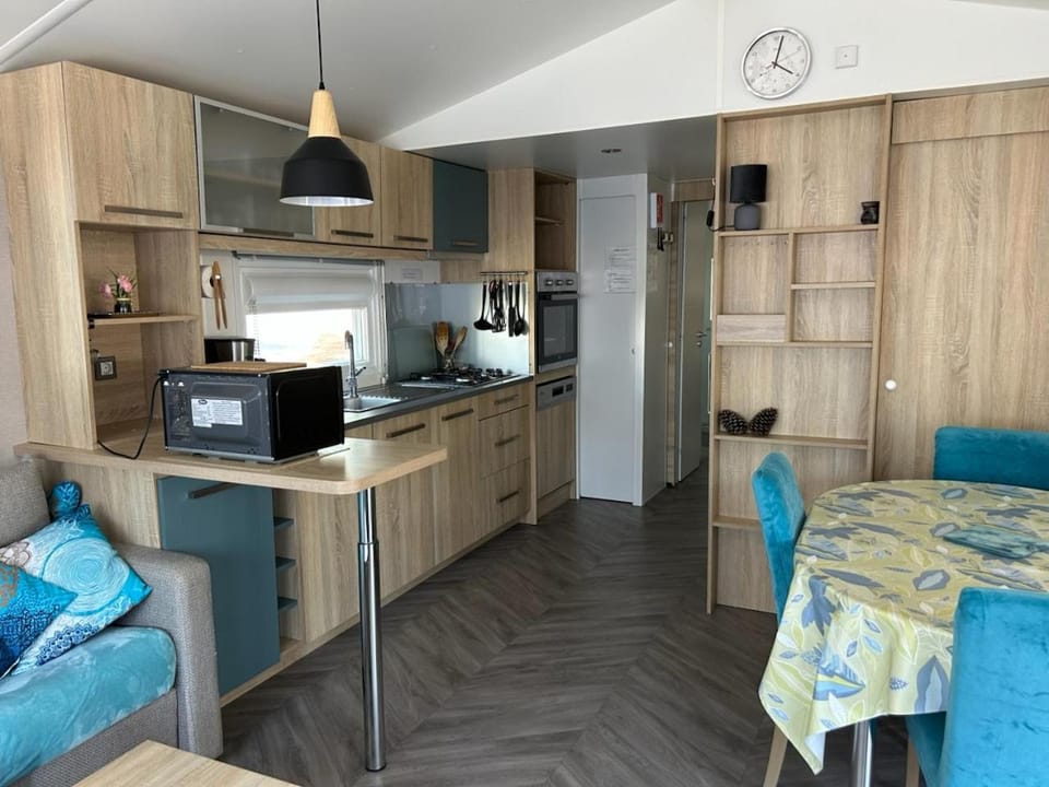 Bonne anse plage Campground/ 
RV Resort in Les Mathes