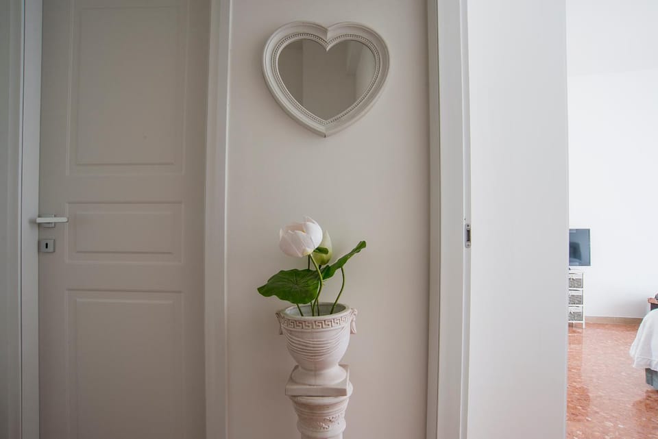 Decorative detail