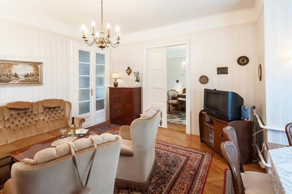 TV and multimedia, Living room