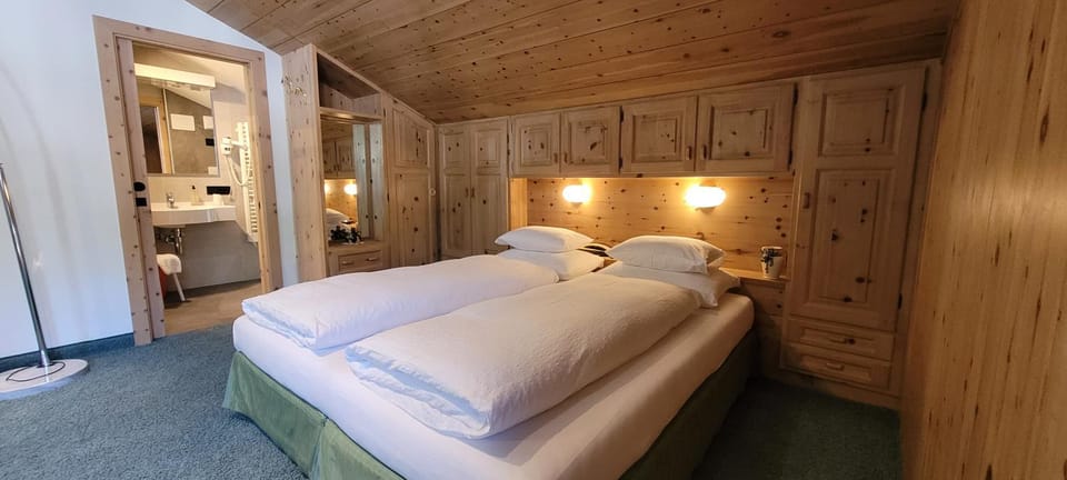 Bed, Bedroom, furniture