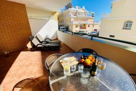 Precioso apartamento con parking en la playa de Burriana Apartment in Nerja