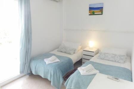Amplio apartamento con piscina cerca de la playa Apartment in Nerja