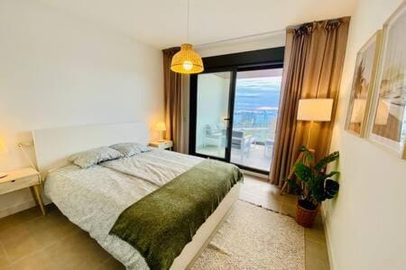 Nuevo y Moderno apartamento con piscina Apartment in Axarquía