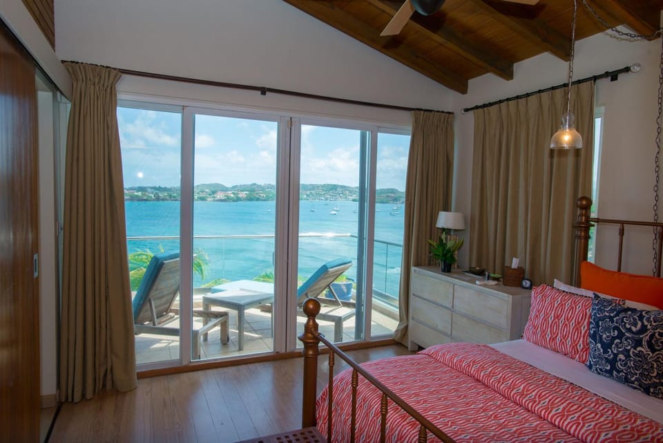 Bedroom, Sea view