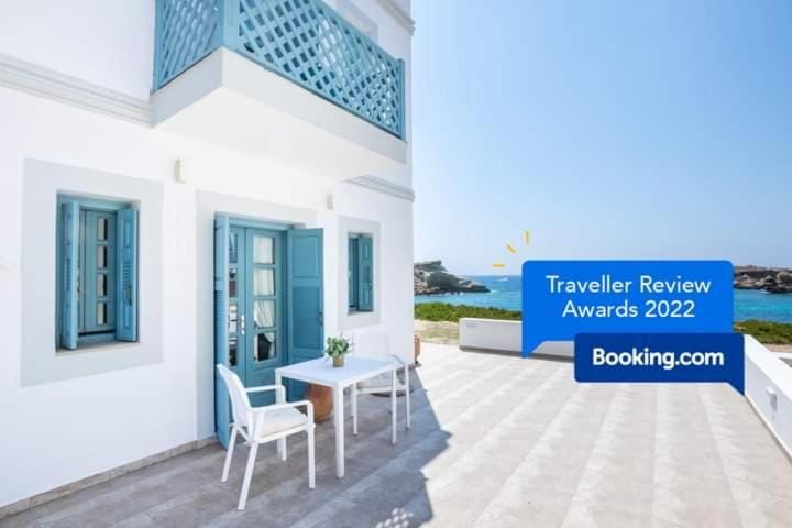 THE SHIP 2 Apartment in Karpathos, 857 00, Greece