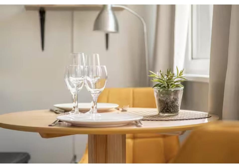Living room, Seating area, Dining area, kitchen