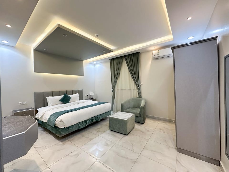 Bed, Bedroom, wardrobe, air conditioner