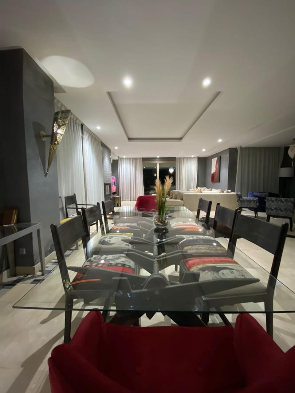 Living room, Seating area
