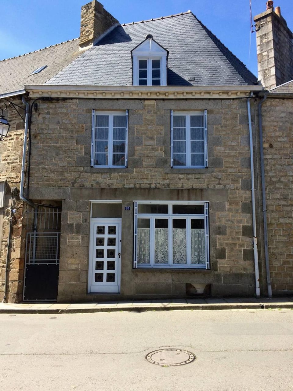 Facade/entrance
