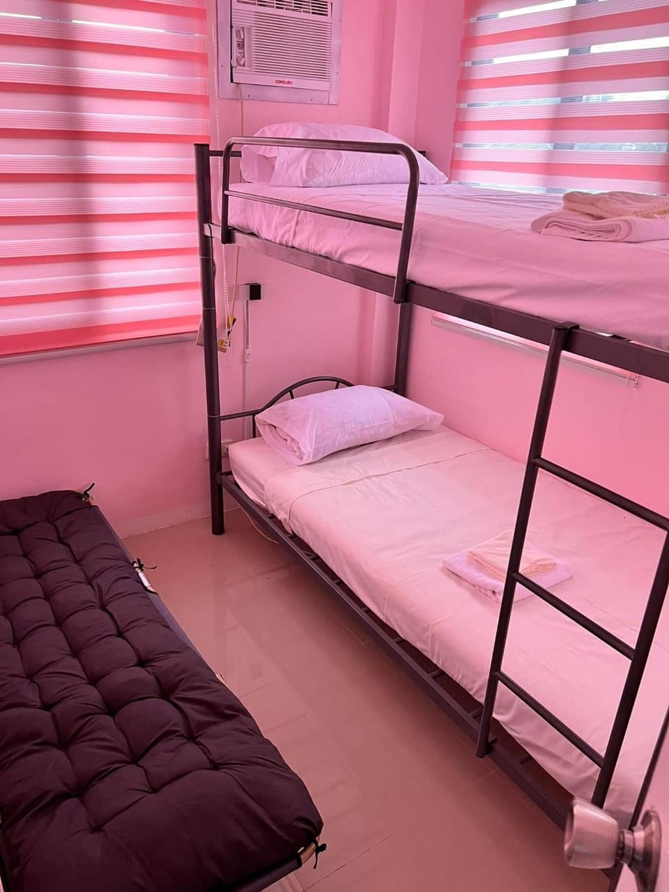 Cabuhat Duco Lodge 1 Bed and Breakfast in Calabarzon