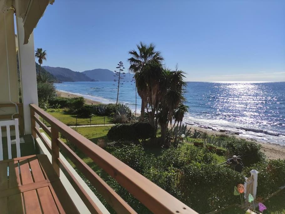 Balcony/Terrace, Mountain view, Sea view