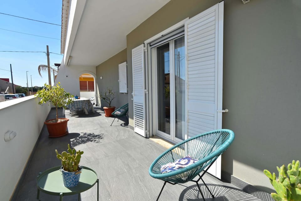 Day, Balcony/Terrace