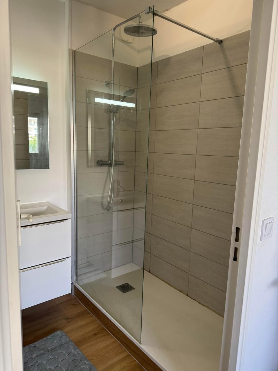 Shower, Bathroom