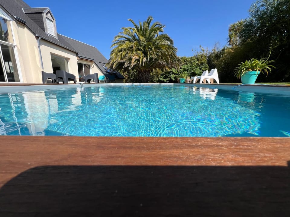 Belle villa bord de mer avec piscine Villa in Normandy