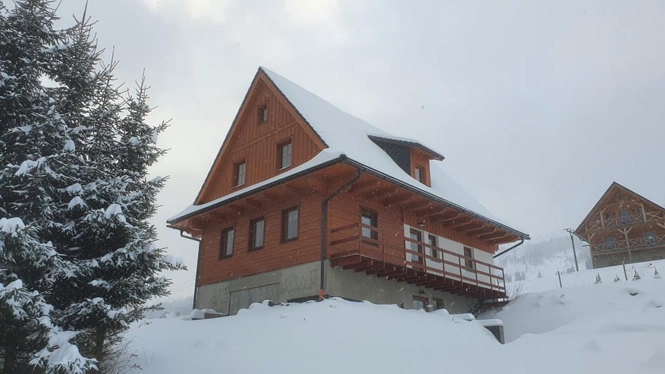 Property building, Winter