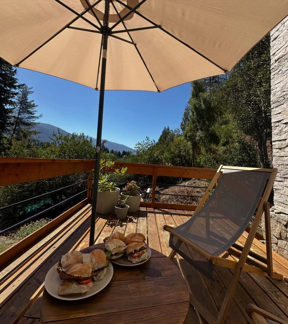 El Shaddai Casa de Montaña Chalet in Los Lagos, Chile