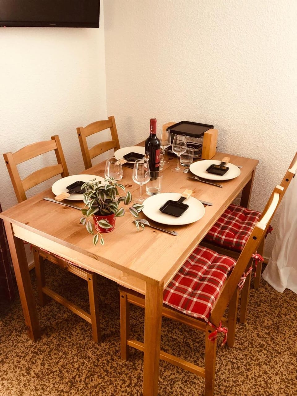 Studio Fondue chocolat, 100m des pistes Wifi fibre, parking privé Apartment in Haute-Savoie