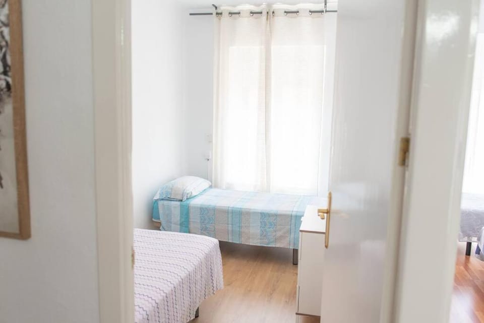 Apartamento Alexa, a 800mts Catedral WiFi Smart TV Apartment in Murcia