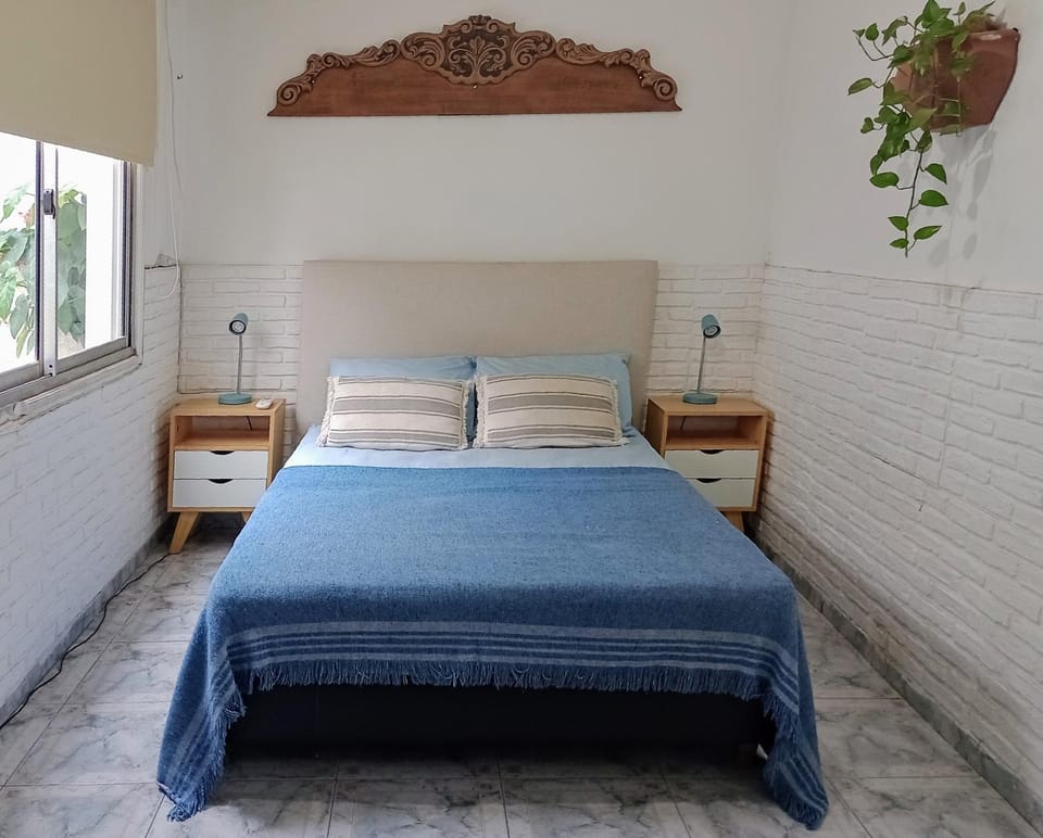 Bed, Bedroom, air conditioner