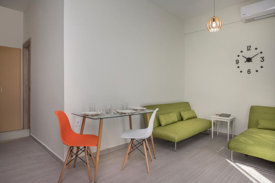 SEA BREEZE APARTMENTS House in Crete