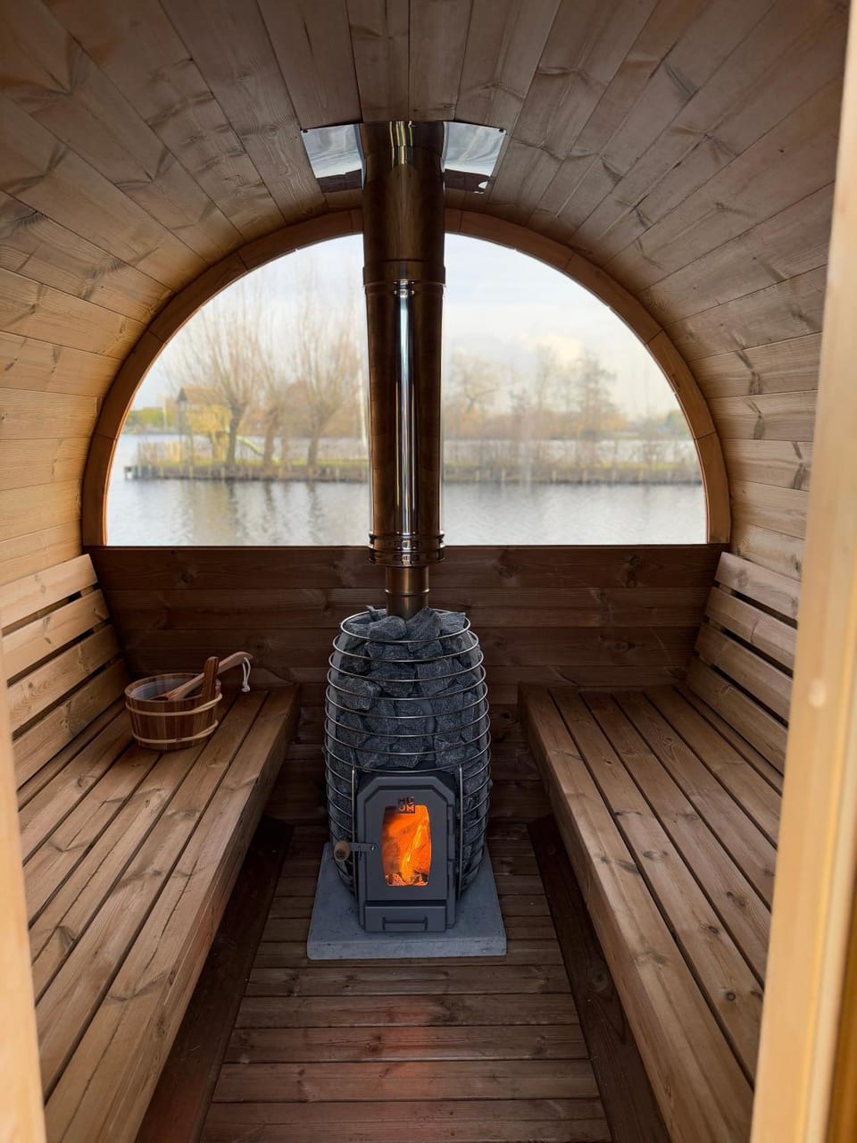 Natural landscape, Sauna, Living room, Seating area