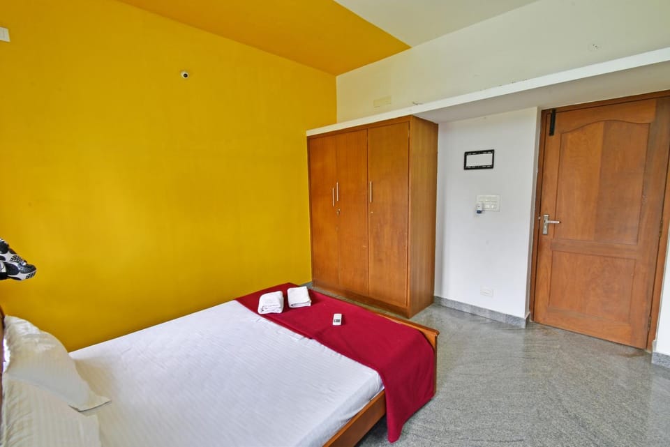 West Windsor Bay Apartment in Puducherry