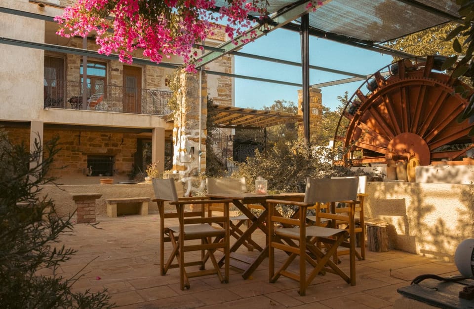 Inner courtyard view