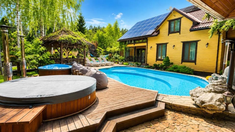 Дом на берегу 1dom club Villa in Ukraine